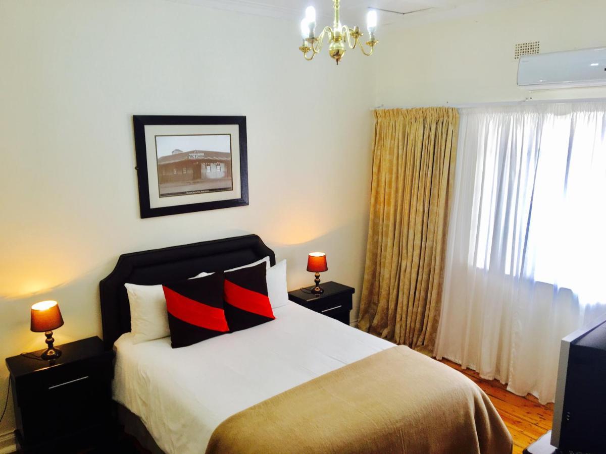 Savoy Hotel Kimberley Esterno foto