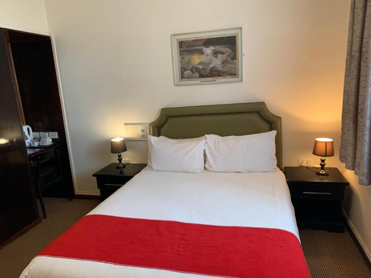 Savoy Hotel Kimberley Esterno foto