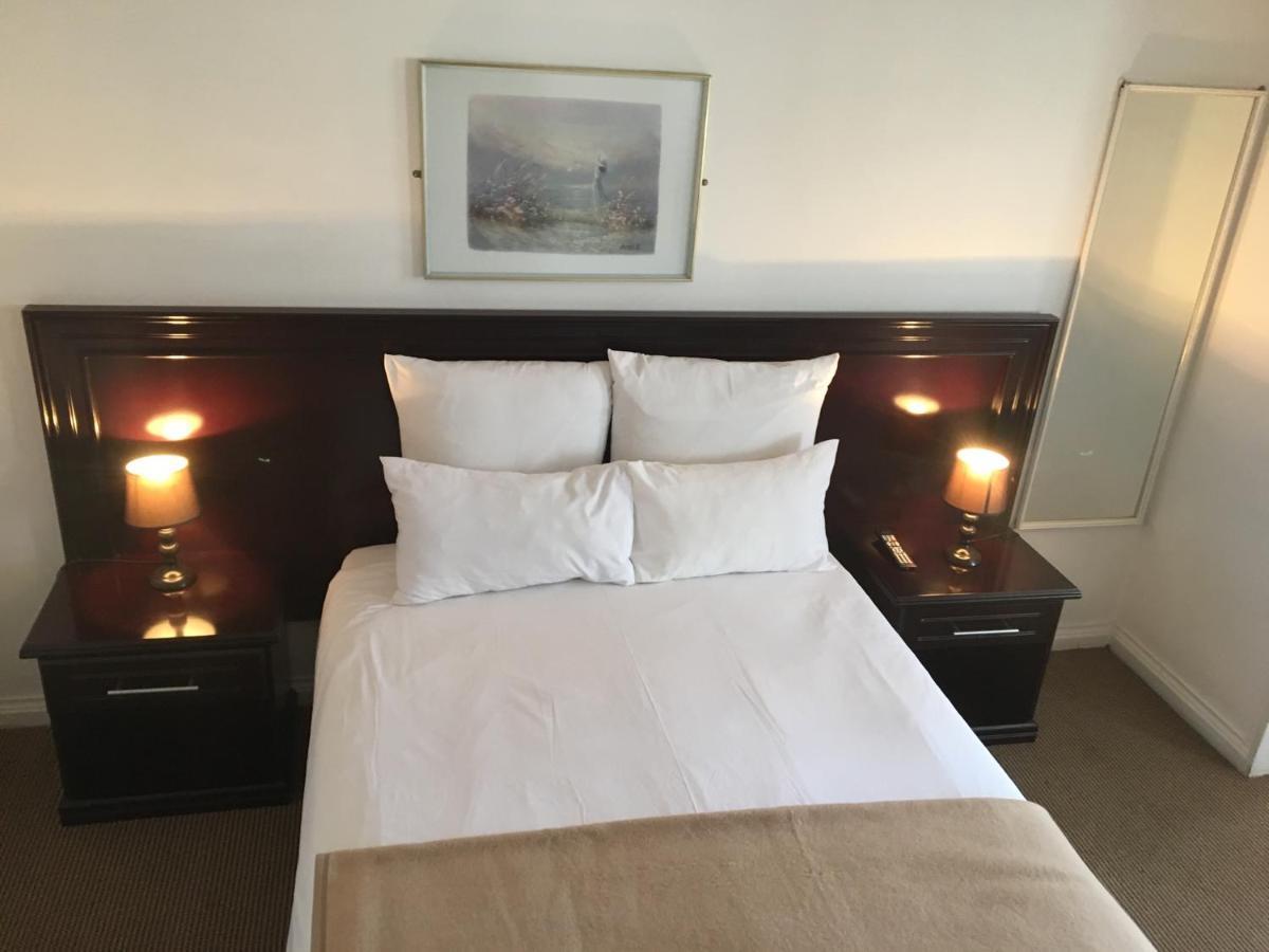 Savoy Hotel Kimberley Esterno foto