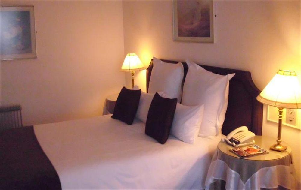 Savoy Hotel Kimberley Esterno foto